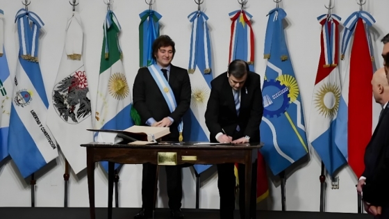 Zamora participó en el acto del Día de la Independencia y firma del Pacto de Mayo en Tucumán