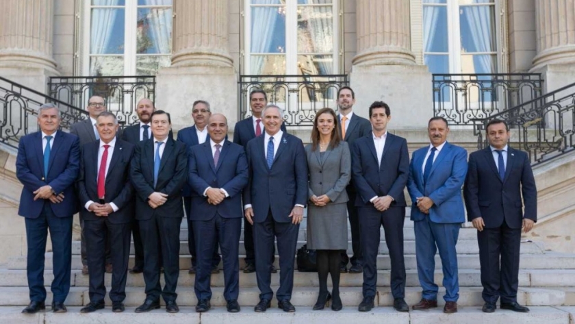 Se reúnen los gobernadores del Norte Grande en Santiago del Estero