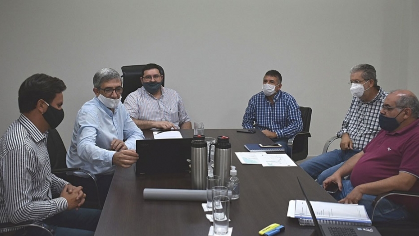 Analizan alternativas para proveer de energía eléctrica a nuevos desarrollos productivos de La Cruz