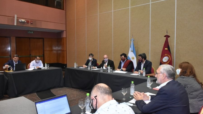 Salta, Santiago del Estero, Santa Fe y Nación gestionarán los recursos hídricos del Río Juramento – Salado