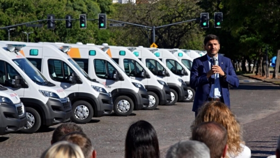 Pullaro entregó ambulancias en Rosario: “Este Gobierno invierte para fortalecer la salud pública provincial”