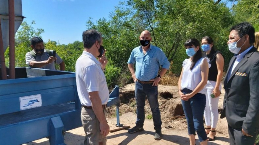 El Gobierno provincial verificó el funcionamiento de la nueva planta potabilizadora instalada por la Apa en el Espinillo