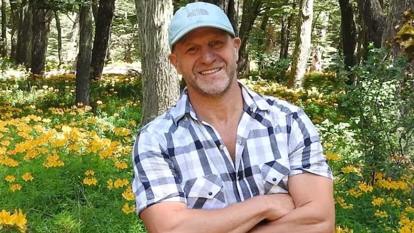 Ciencia. Quién es el biólogo argentino premiado por sus trabajos sobre las interacciones entre plantas y animales