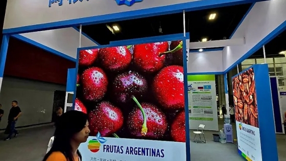 Las frutas argentinas se mostraron en China