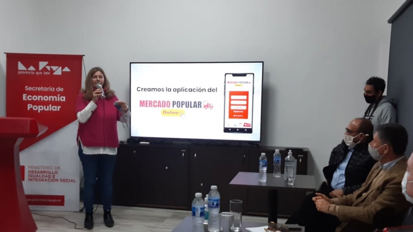 Presentaron la nueva aplicación para celulares del Mercado Popular Online