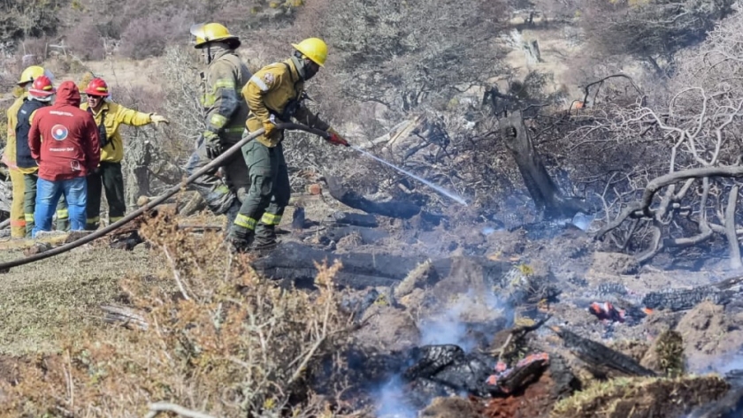 La Secretaría de Ambiente confirmó que el incendio de estancia Guazú Cué se encuentra contenido