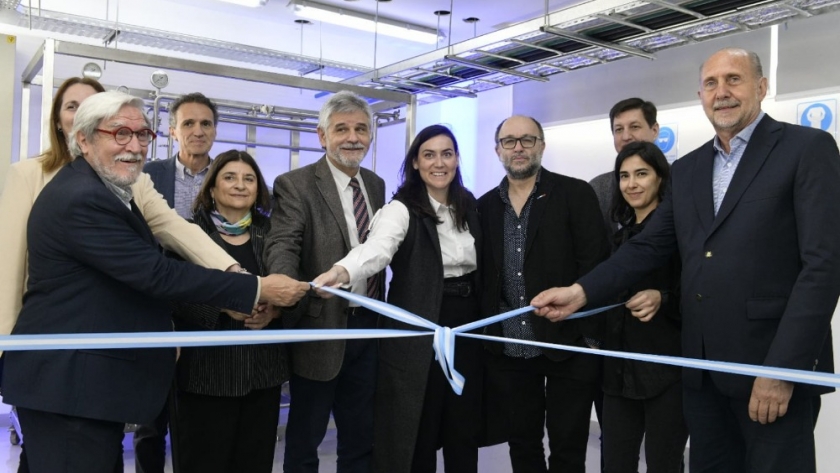 Filmus inauguró una planta de biotecnología en la provincia de Santa Fe
