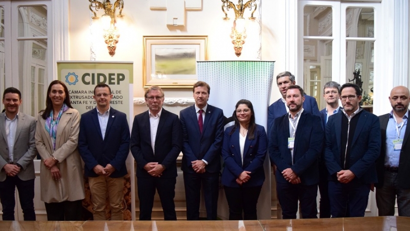 La provincia incentiva al desarrollo de extrusores y biopymes entrerrianas