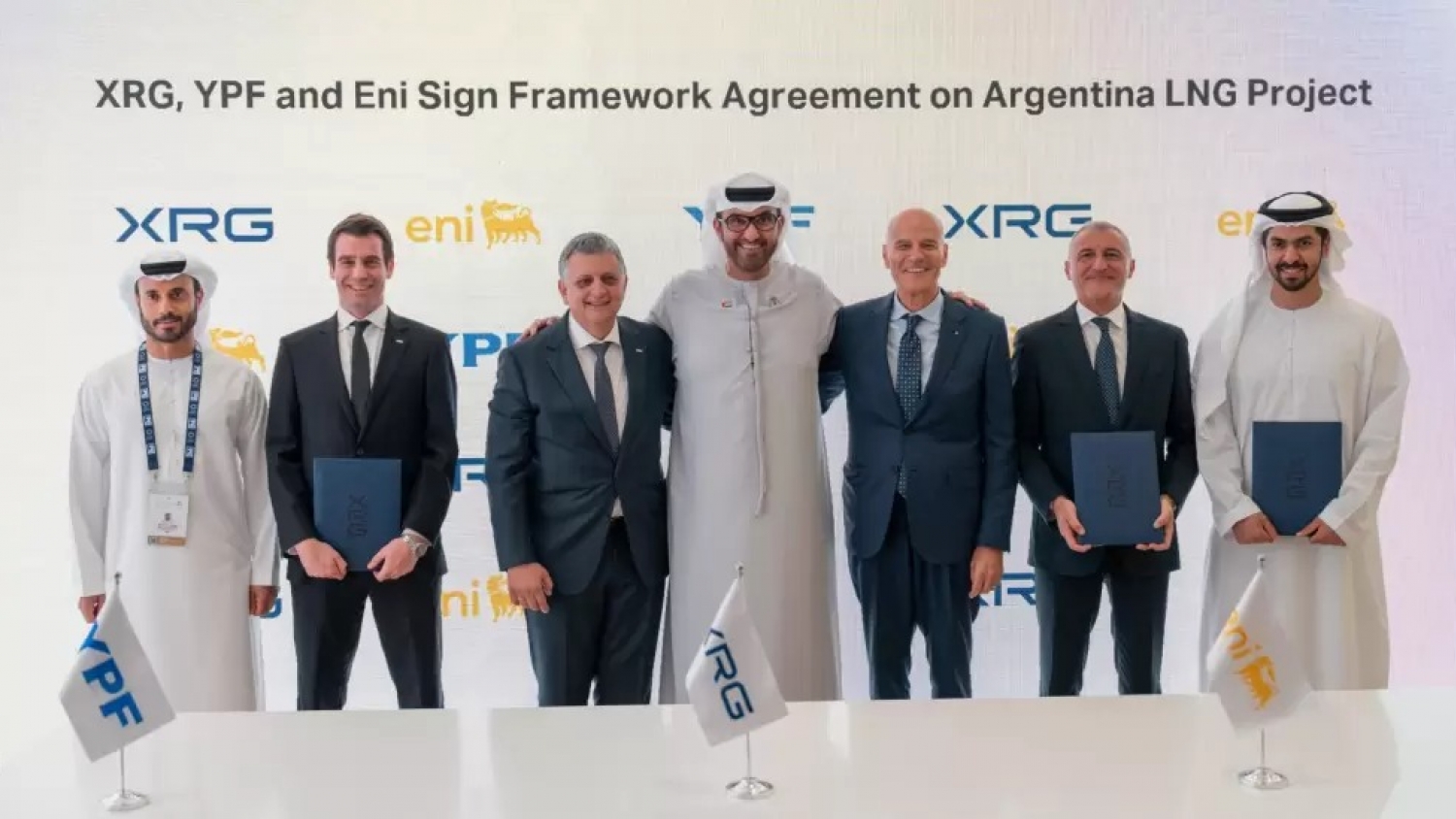 ADNOC se incorpora al proyecto de exportación de GNL de YPF desde Vaca Muerta