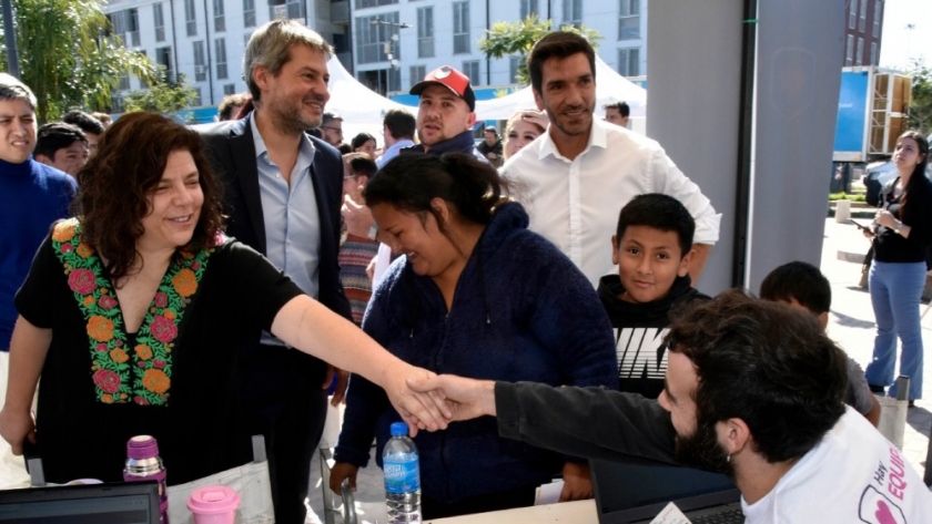 Lammens y Vizzotti recorrieron el Barrio Mugica