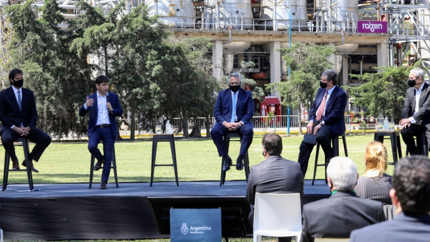 Kicillof participó junto al Presidente del anuncio de inversiones en la industria petrolera
