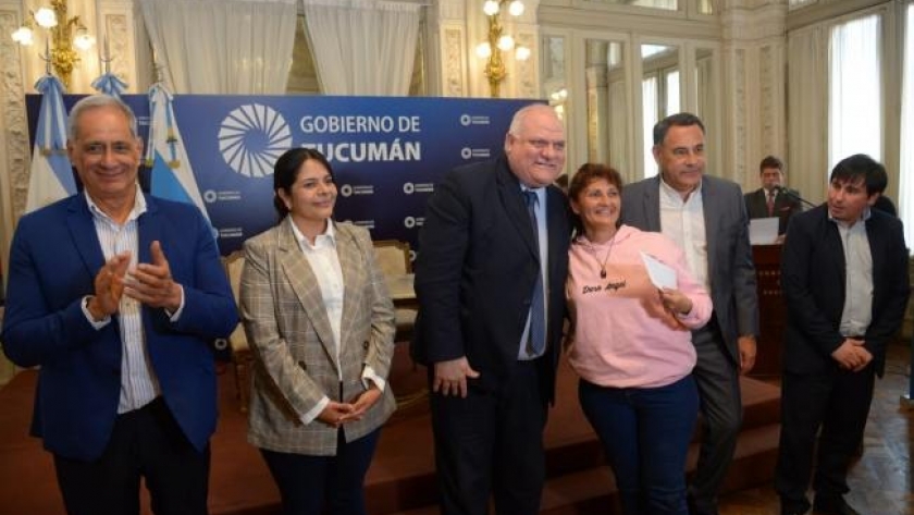 La Provincia entregó microcréditos a 134 emprendedores con una inversión de $8.665.000