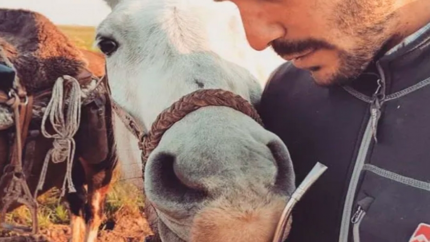 Marcos Villamil es ingeniero agrónomo y se propuso recorrer todo el país a caballo: Soy una persona enamorada de mi país