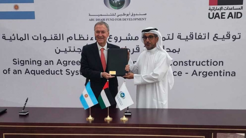 Schiaretti firmó convenios en Abu Dabi para avanzar con el plan de acueductos troncales