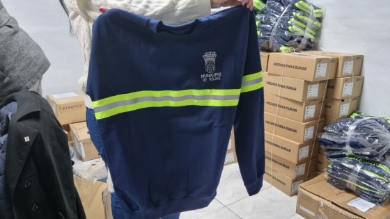 Nueva entrega de indumentaria a trabajadores municipales del distrito de Rojas