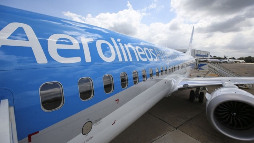Con refuerzos y vuelos especiales, Aerolíneas Argentinas se prepara para la Semana Santa