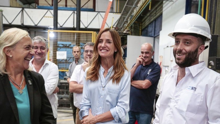 Victoria Tolosa Paz visitó el INTI para acercar sus capacidades tecnológicas a emprendimientos de la economía popular