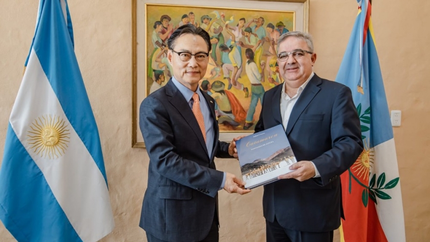 Raúl Jalil se reunió con el Embajador de Corea del Sur