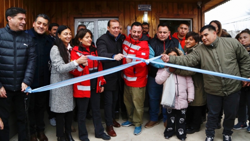Gutiérrez y Peve inauguraron una base del SIEN en el barrio Provincias Unidas de Neuquén
