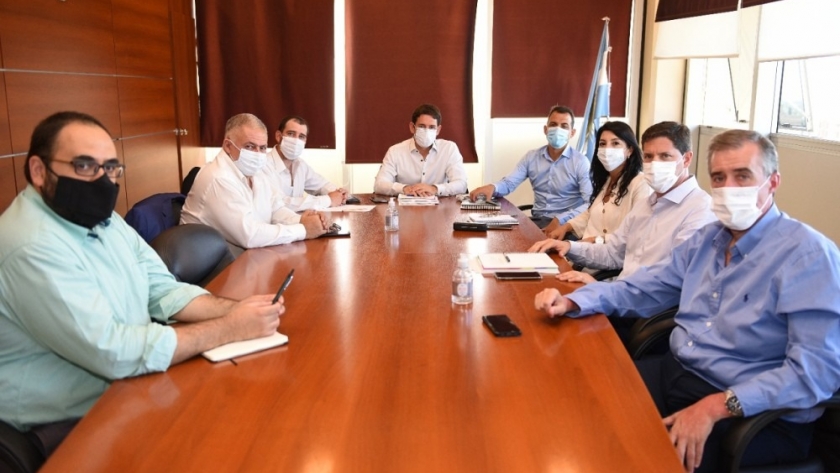 El ministro de Producción mantuvo su primera reunión de gabinete