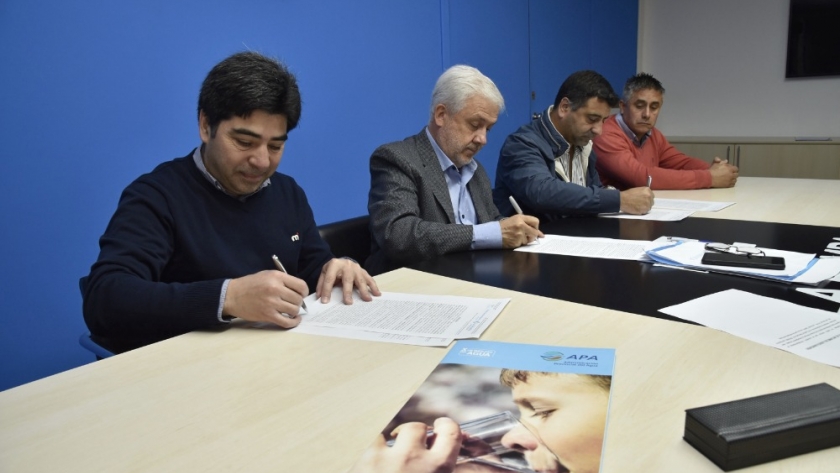 Importante obra de prevención: en Catriló se limpiarán 8.000 metros de canales pluviales