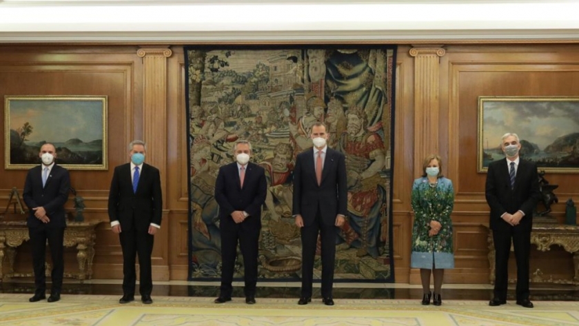 Alberto Fernández se reunió con el Rey Felipe VI de España y con el Presidente Pedro Sánchez que anunció una visita a la Argentina
