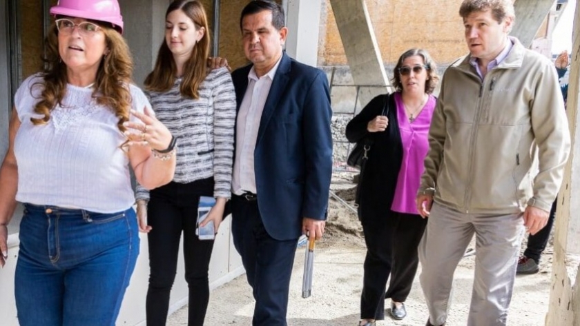 El Gobernador Melella recorrió la obra del Centro de Rehabilitación con autoridades de la Agencia Nacional de Discapacidad