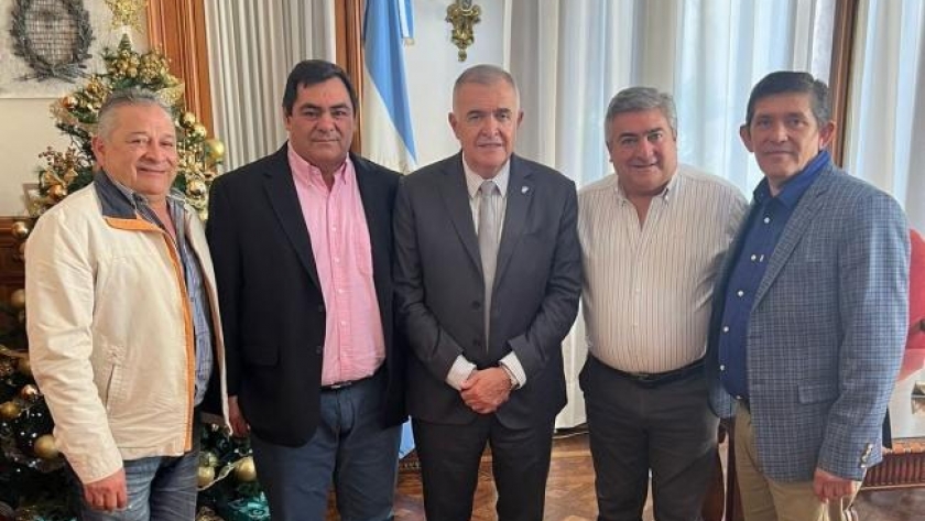 Jaldo y dirigentes de Famaillá abordaron las consecuencias de las lluvias en Tucumán