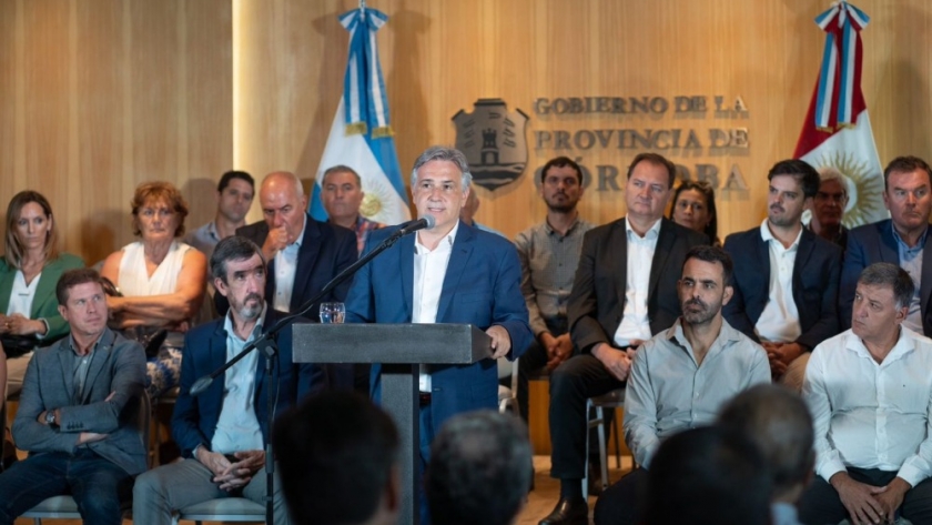 Llaryora: “Les pido a todos nuestros legisladores que no voten ninguna retención”