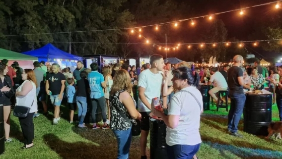 Rojas lanzó dos jornadas de música, gastronomía y arte local