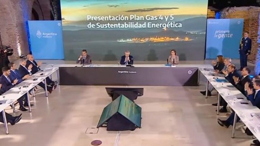 Arcioni participó de la presentación del “Plan Gas 4 y 5” de Sustentabilidad Energética
