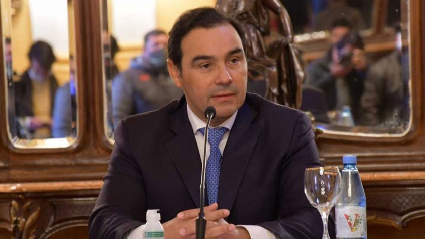 Valdés anunció la reactivación del turismo interno en "zonas blancas"