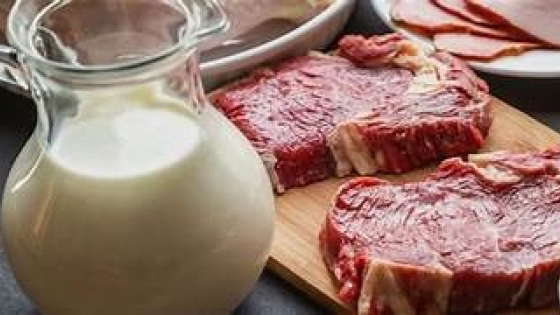 La máquina que cambió la historia de la producción de leche y carne cumplió 30 años en Argentina: las anécdotas detrás del gran salto tecnológico del campo