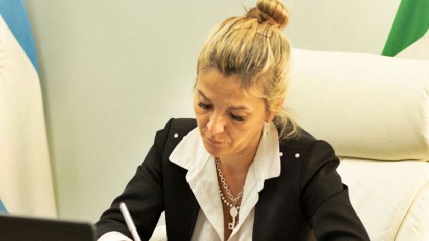 La ministra Daniela Torrente se reunió con directivos de escuelas para analizar el funcionamiento del sistema pedagógico