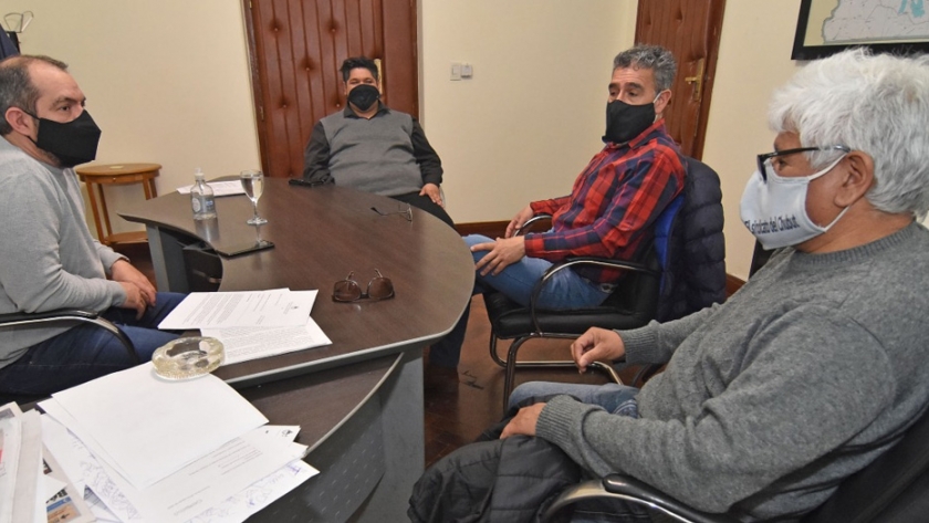 Grazzini recibió a dirigentes del SOYEAP en casa de gobierno