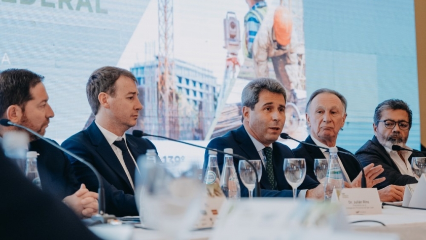 Sergio Uñac participó en el 139° Consejo Federal de la Cámara Argentina de la Construcción