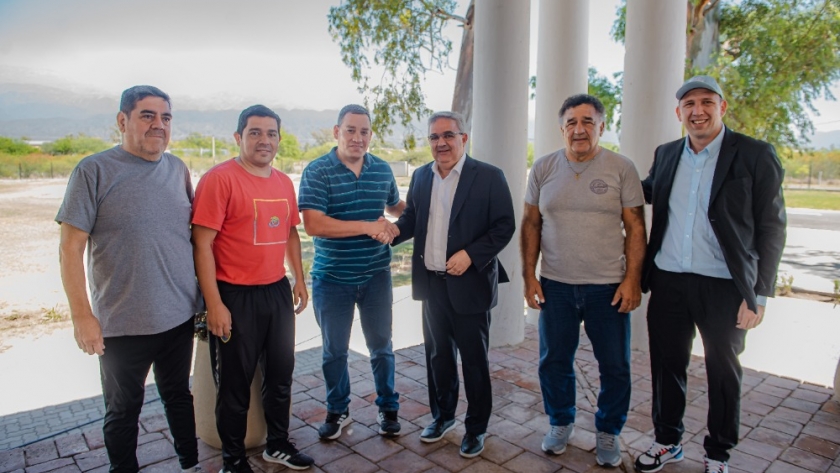 El Gobernador recibió a la Liga de Veteranos