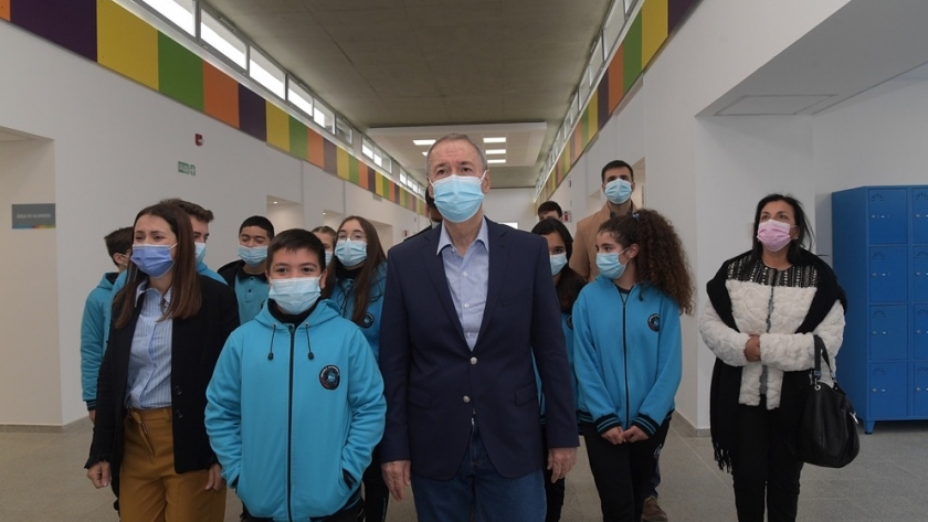 Schiaretti inauguró una nueva escuela Proa en Despeñaderos