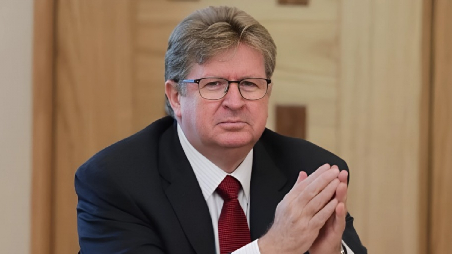 Germán Larrea evalúa invertir en el Belgrano Cargas y mira a la Argentina como eje logístico regional