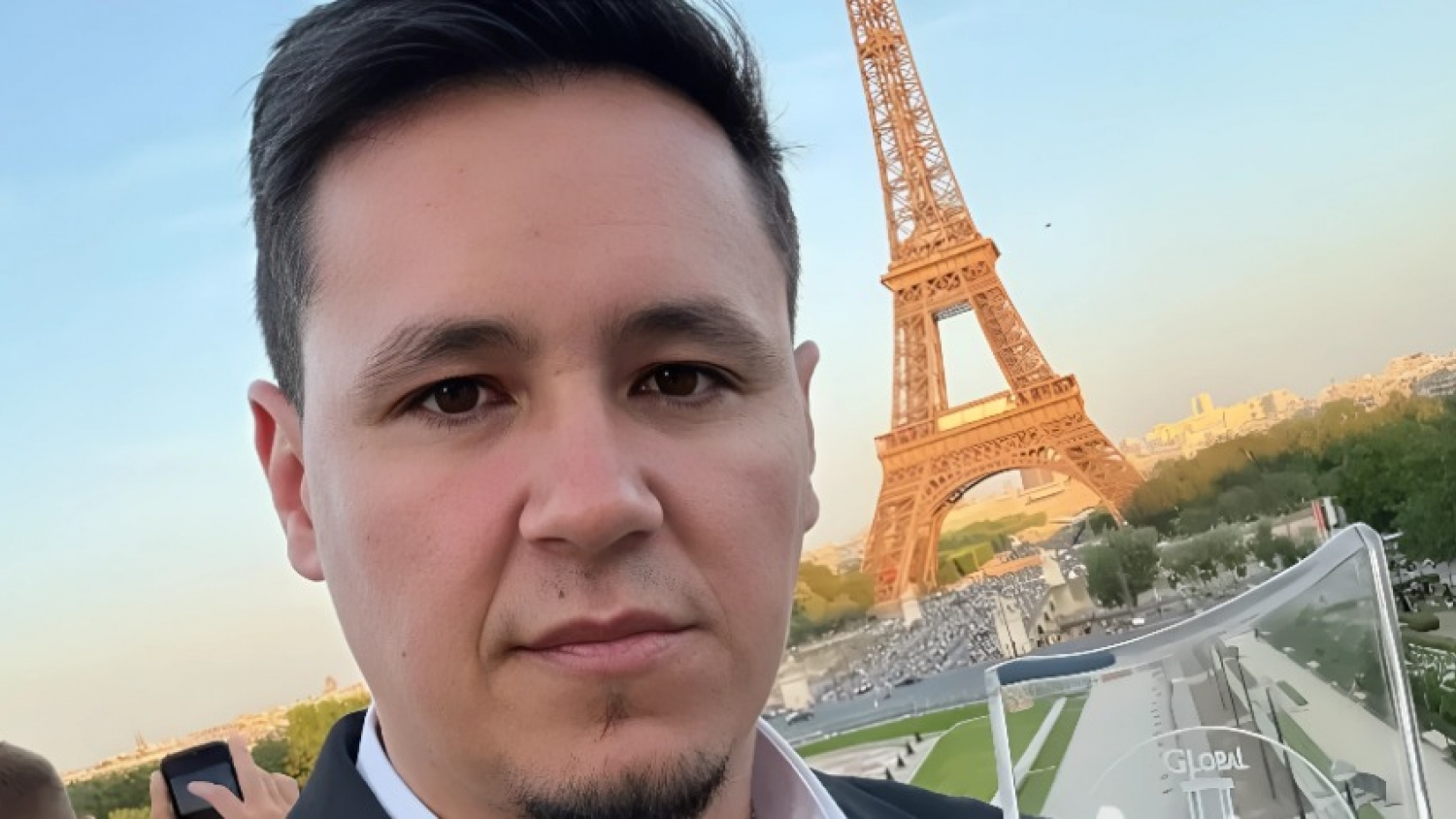 Un perfumista argentino hace historia en París y abre una puerta inédita para la industria local