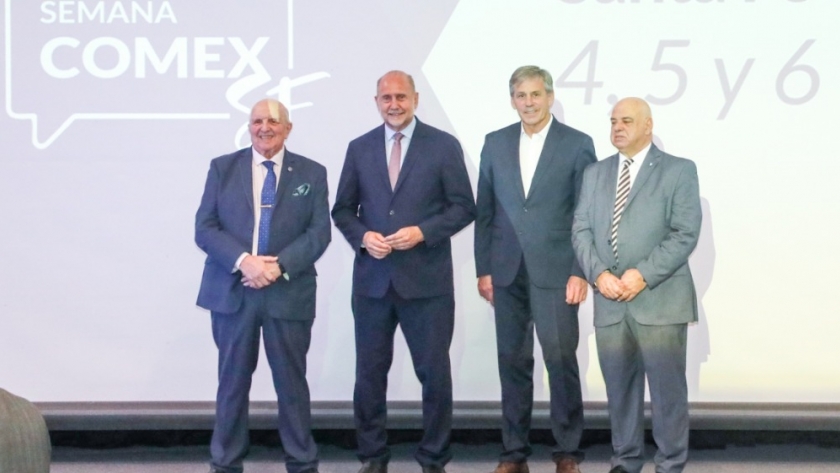 Perotti participó del acto apertura de la semana Comex
