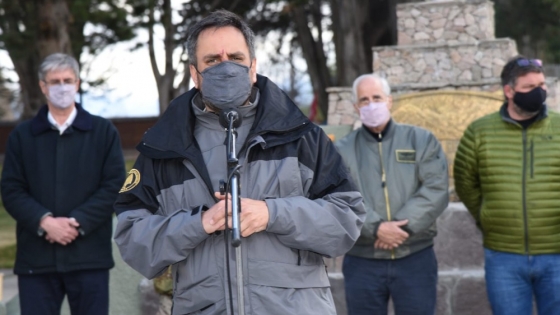 Cabandié y Taiana reconocieron el trabajo del Ejército por el combate a los incendios forestales en la Comarca Andina