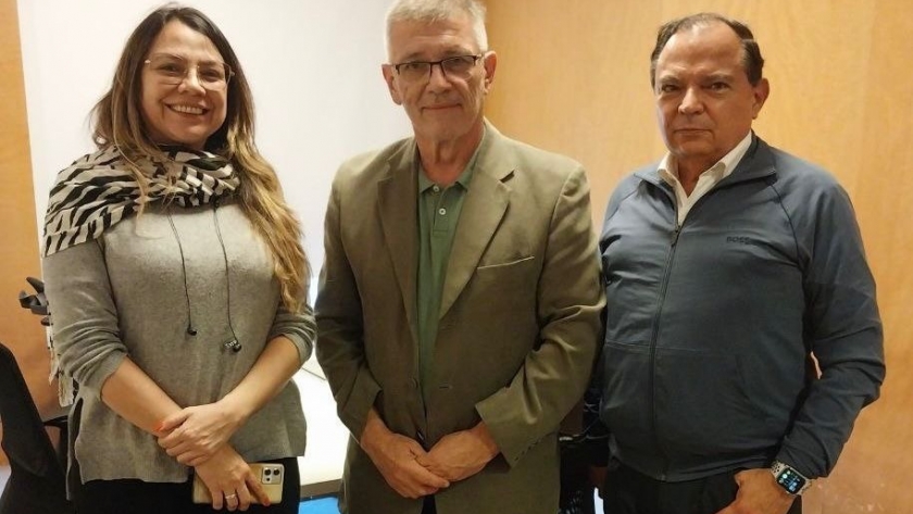 Gestiones ante recursos hídricos de nación y la corebe para financiar obras en el Chaco