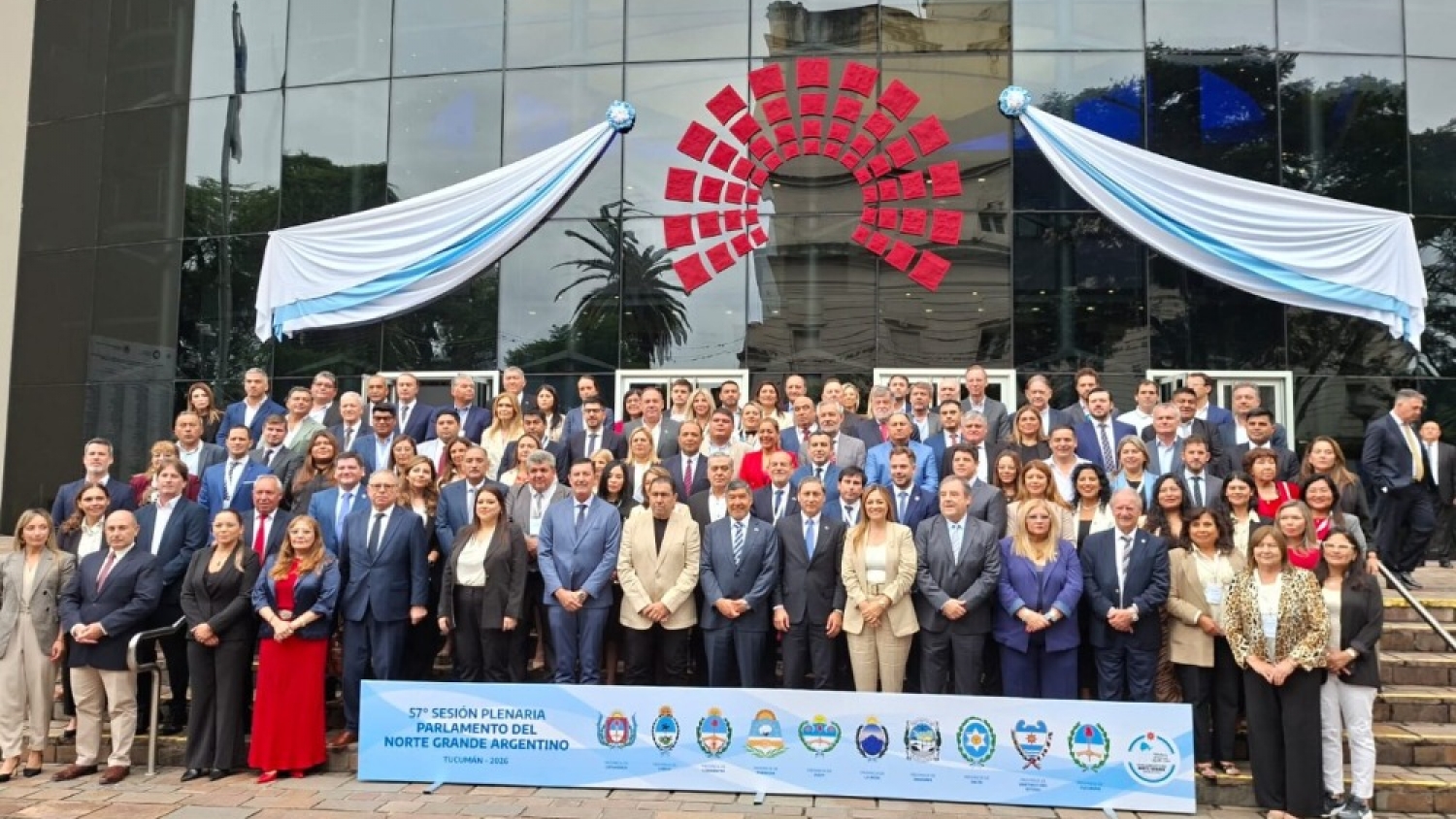 Gobernadores del Norte Grande presionan por más federalismo