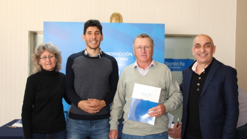 Santa Fe entregó créditos a productores afectados por la sequía
