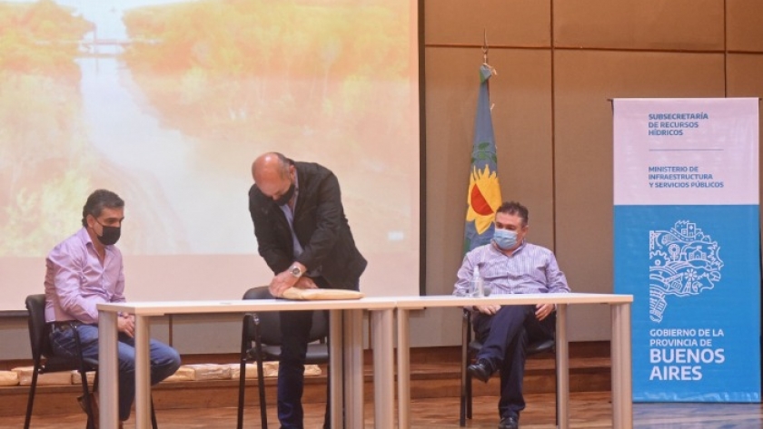 Licitaron obras de desagües pluviales para Ensenada