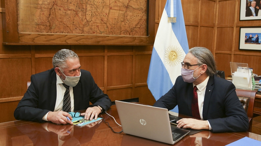 Basterra se reunió con autoridades de la Cámara Argentina de Productores Avícolas (CAPIA)