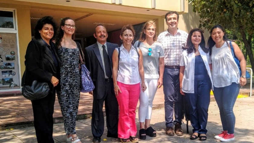 Laboratorio interesado en adquirir veneno de serpientes de la región para su producción de suero antiofídico