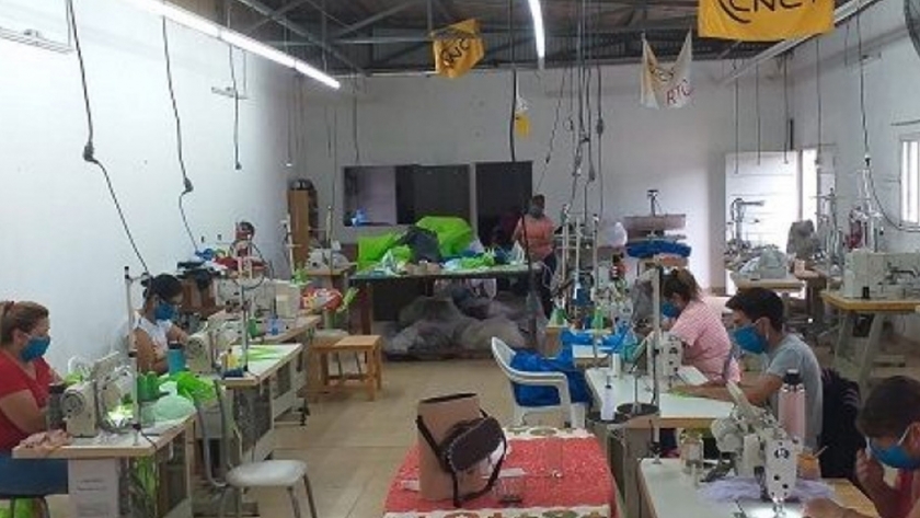 Asesoran a cooperativas para acceder a programa de apoyo económico