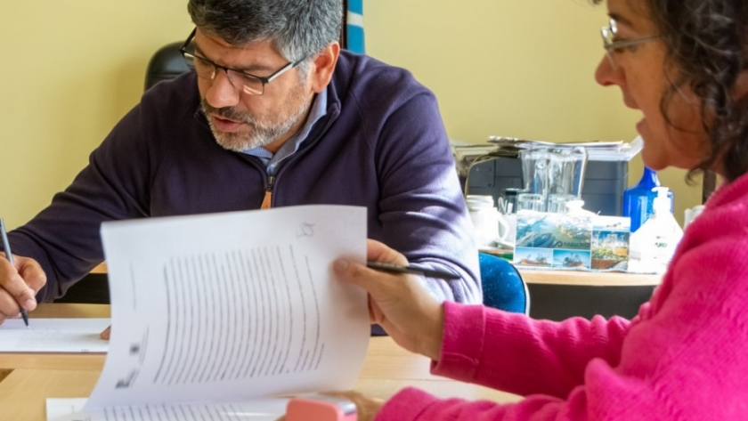 Pesca: Provincia y la UTN firmaron un convenio para el ejercicio de prácticas profesionales supervisadas